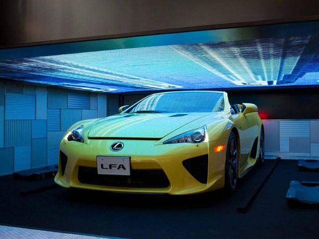 Lexus LFA Roadster Concept представлен в Токио